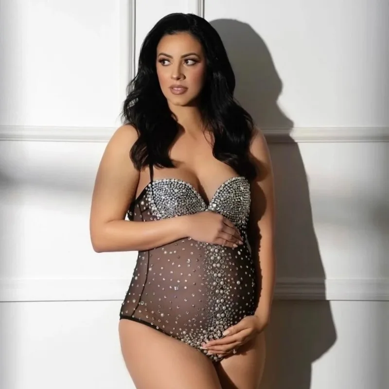 Body de maternidad de pedrería y perlas para sesiones de foto - imagen 3