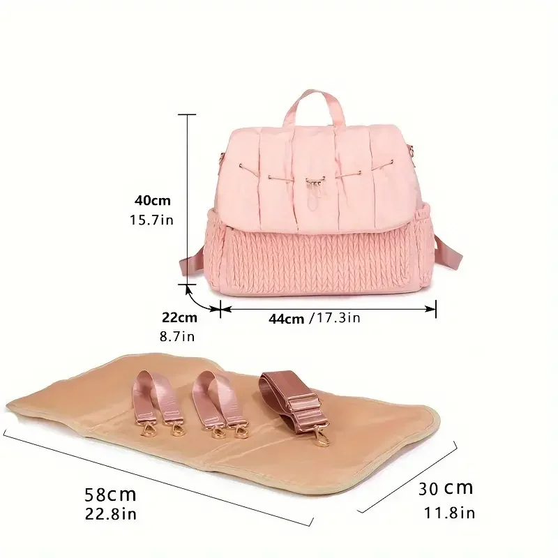 Detalle del material impermeable y asas acolchadas