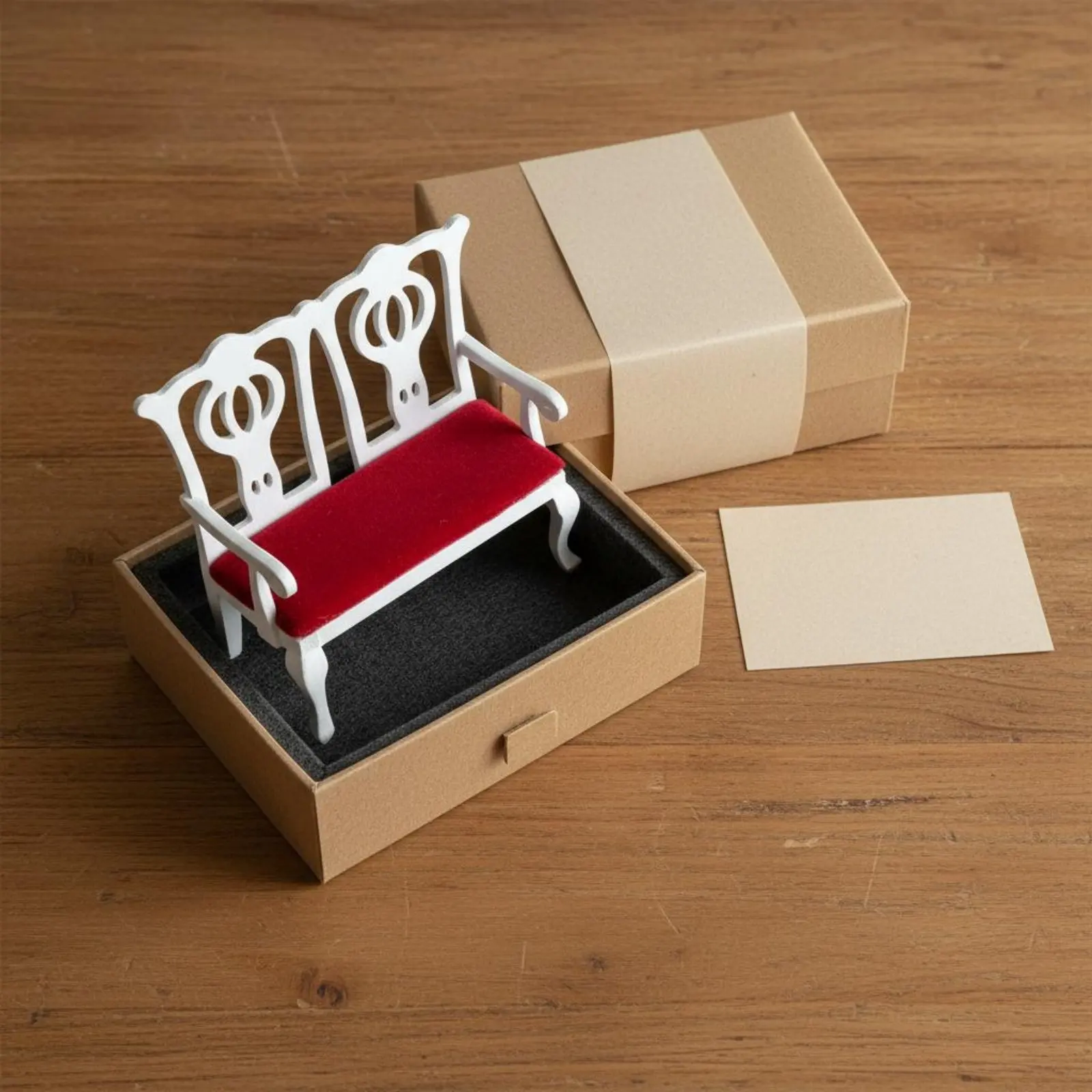 Sofás miniatura para casa de muñecas con respaldo ornamentado - imagen 5