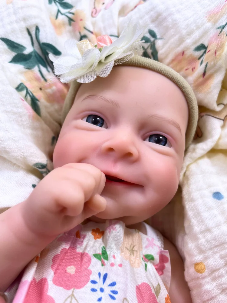 Muñeca reborn de silicona Sebastian, cuerpo lavable y lisa - imagen 4