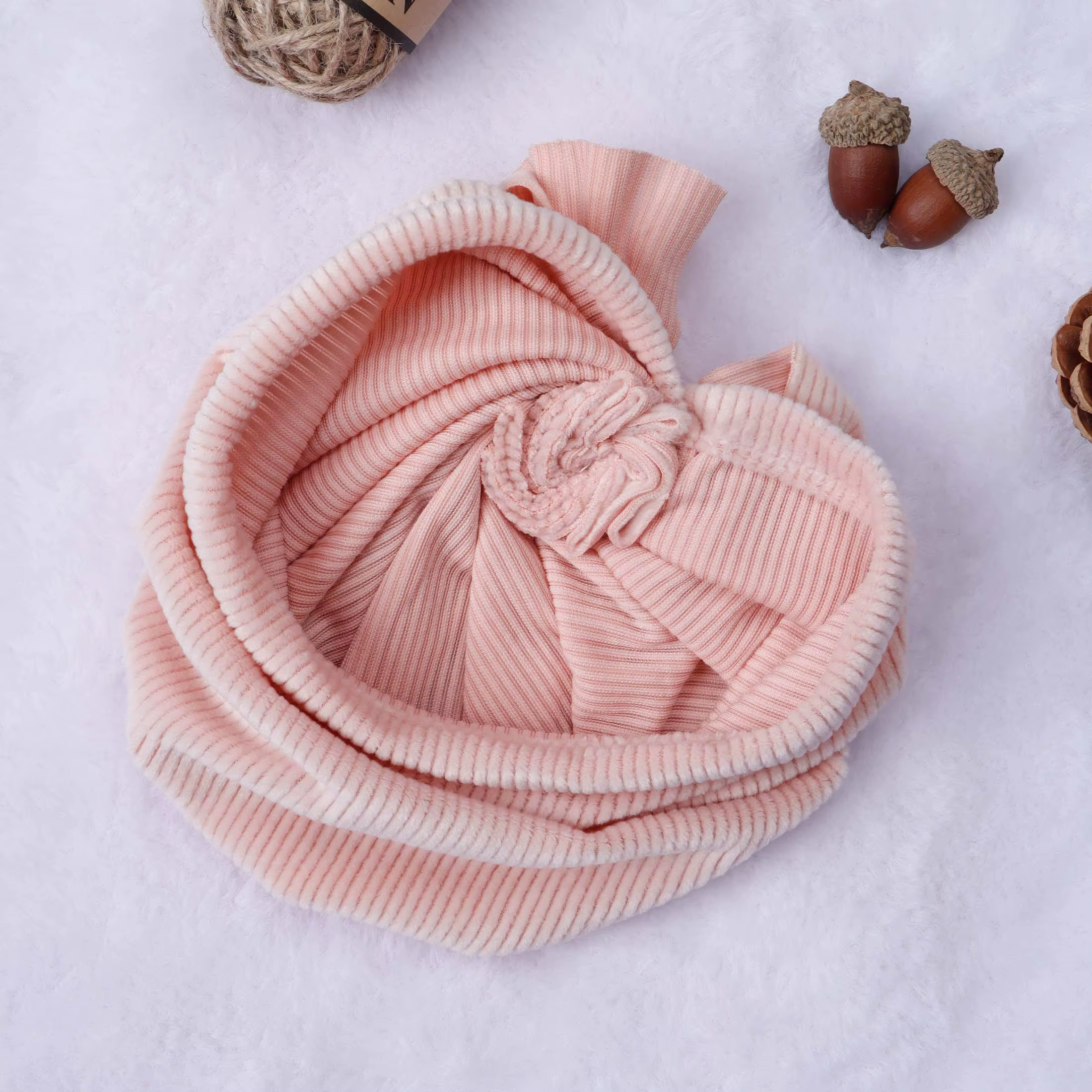 Gorro bebé de pana suave con lazo y tiras cálidas de otoño - imagen 3
