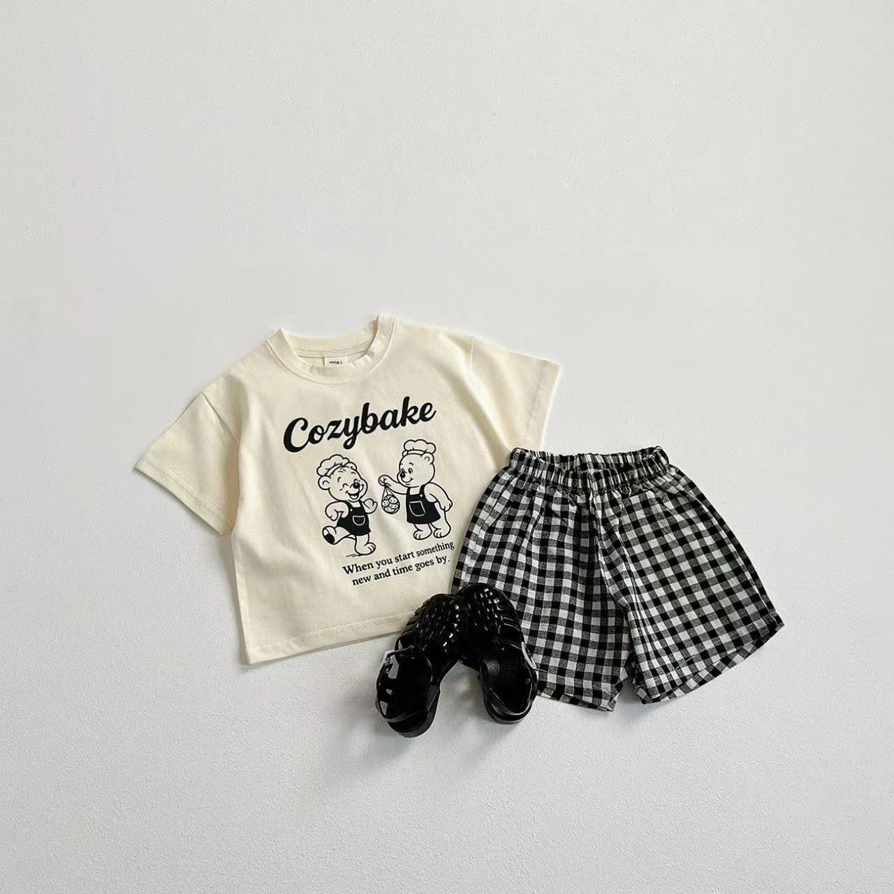 Vista del conjunto en estilo veraniego casual