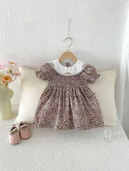 Vestido de verano floral para niña con cuello bordado
