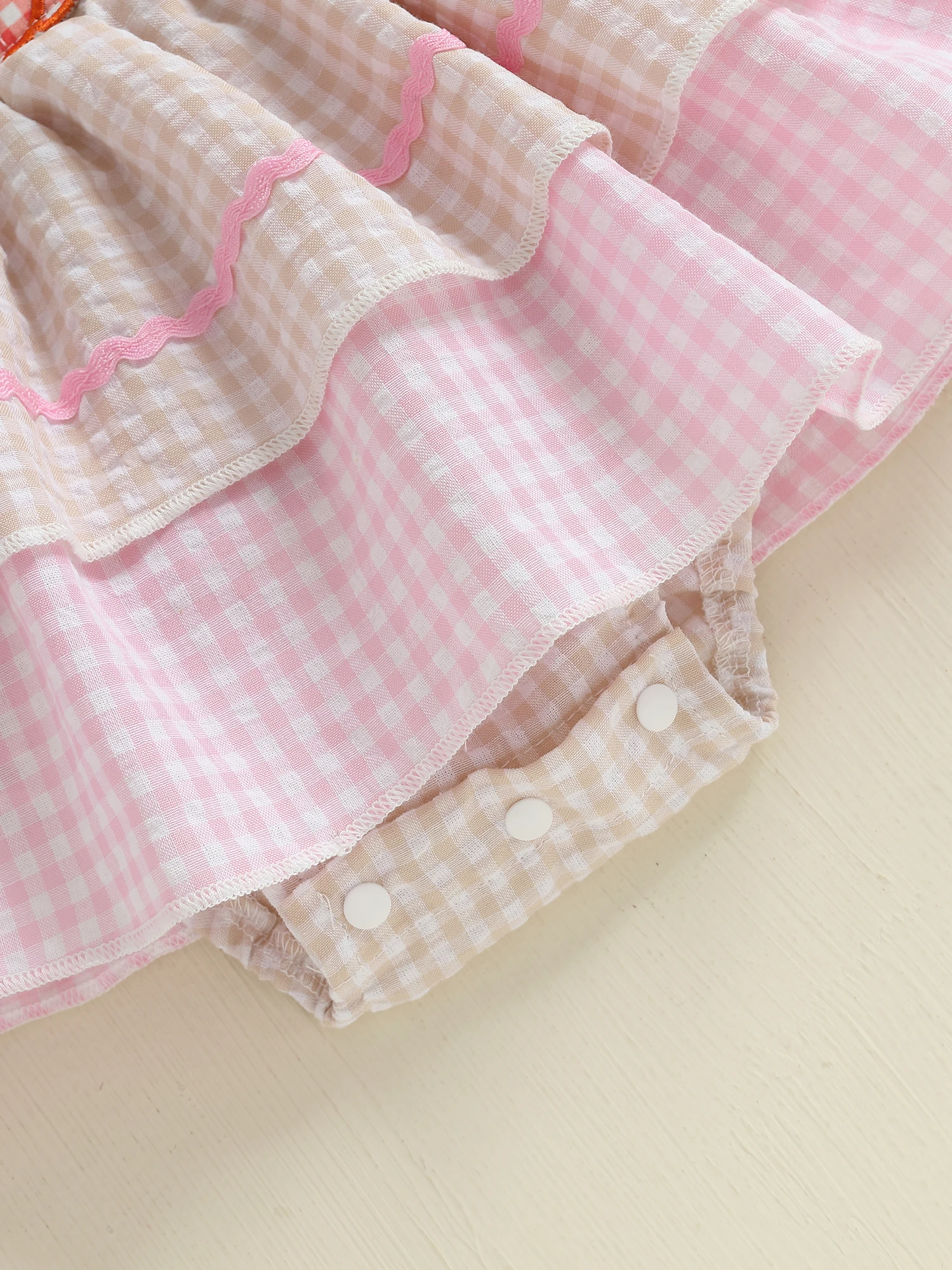 Detalle del estampado y caída del tejido