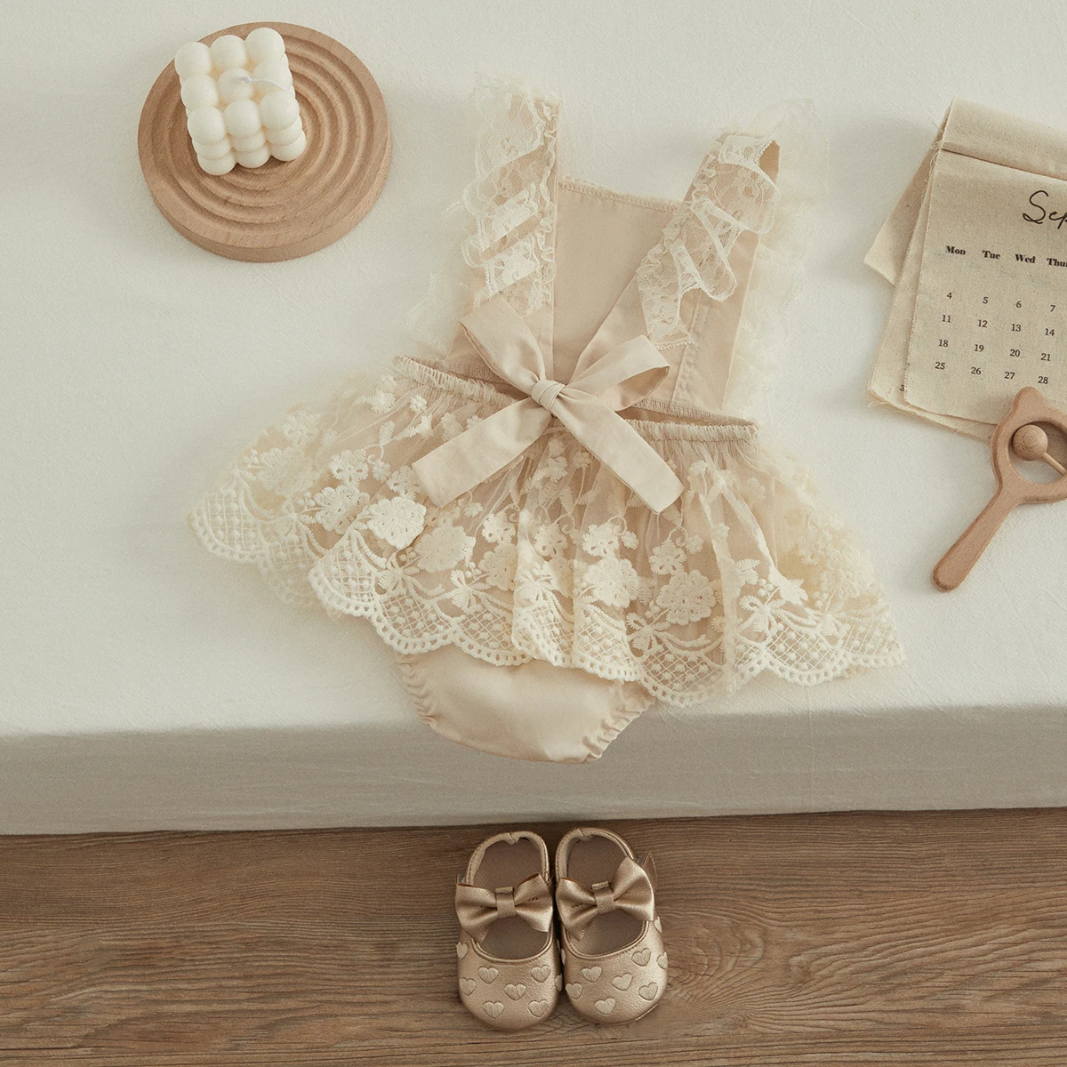 VISgogo Mameluco princesa para niñas con encaje floral y tirantes - imagen 4