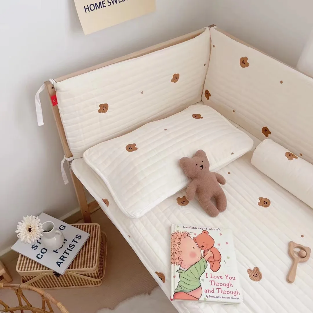 Barandilla de protección para cama de bebé con bordado animado - imagen 3