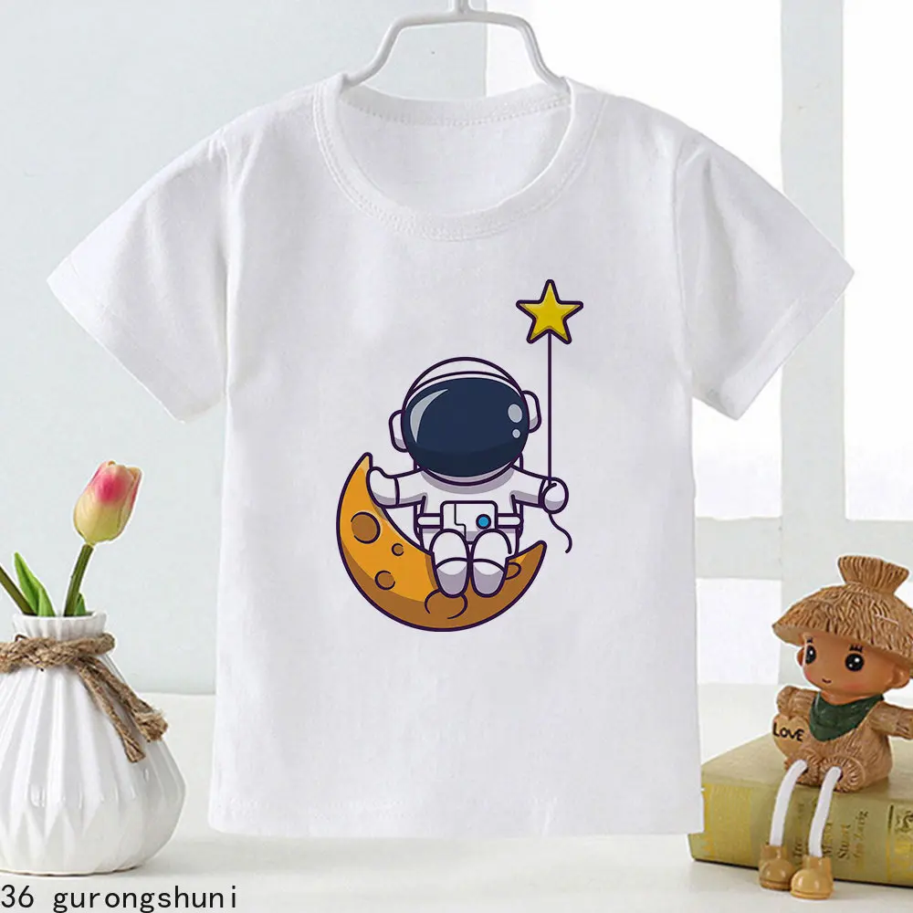 Camiseta espacial divertida para niño de 2 a 12 años – Estampado moderno