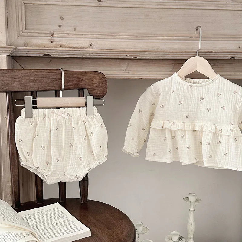 Conjunto MILANCEL Bebé – Camiseta floral manga larga + bombacho algodón - imagen 2