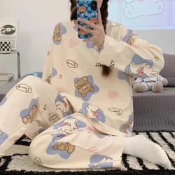 Pijama infantil de manga larga con estampado de animales
