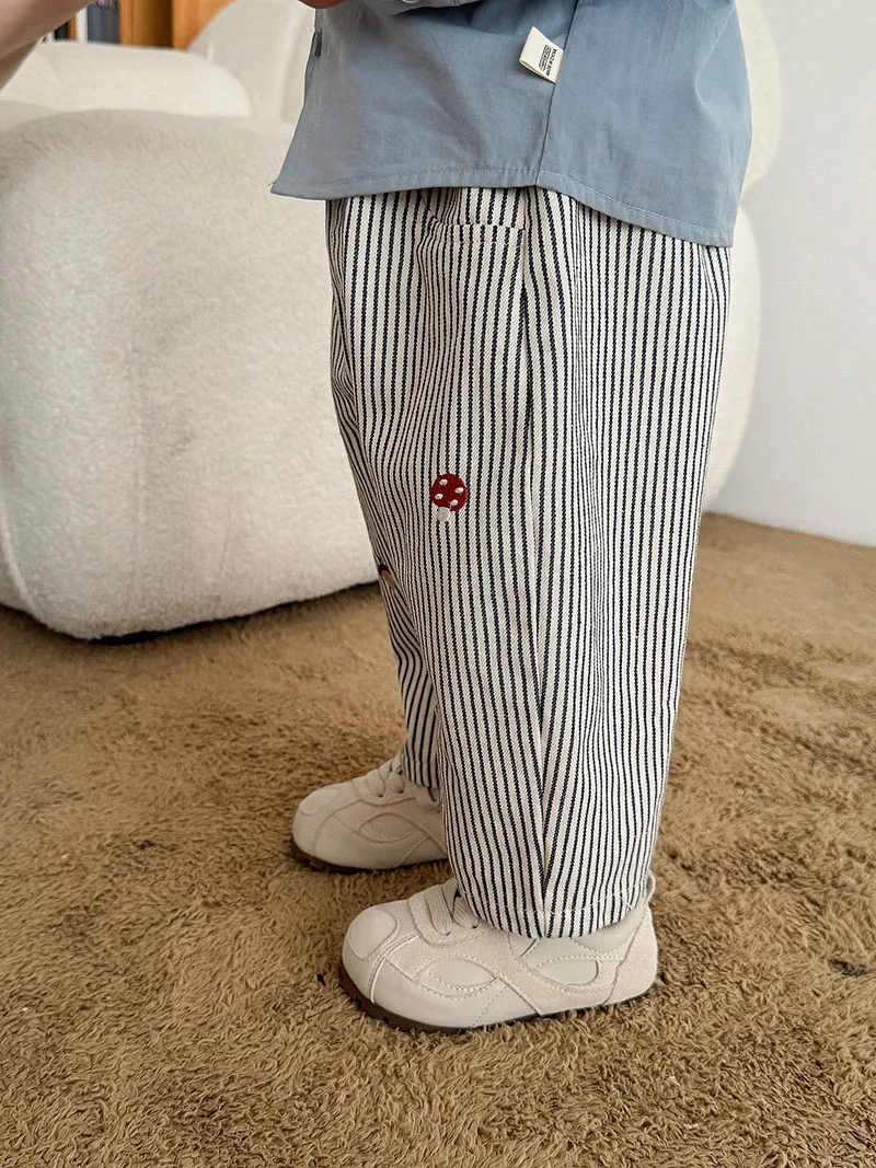 Pantalones vaqueros bordados para niña – MILANCEL - imagen 2