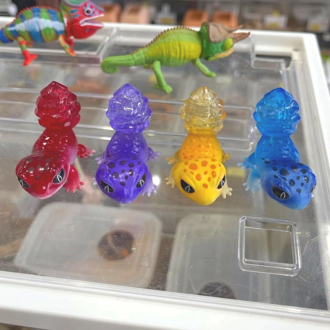 Figura de gecko Qualia de cristal translúcido para coleccionar - imagen 4