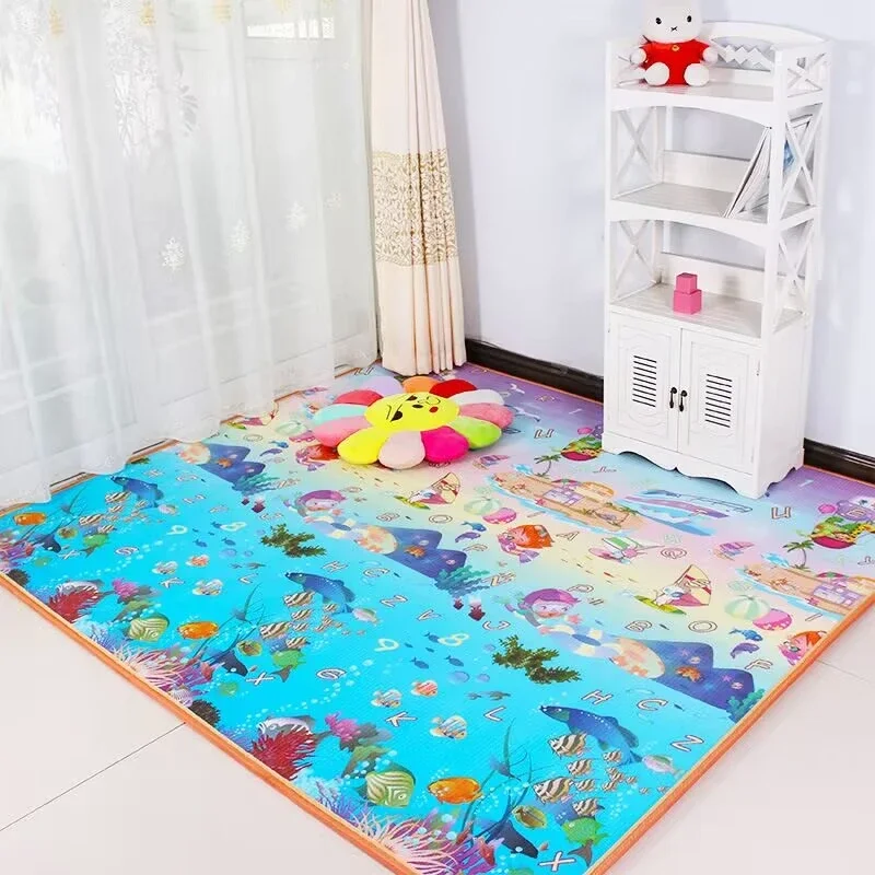 Alfombra de juego doble cara acolchada, plegable para gatear - imagen 5