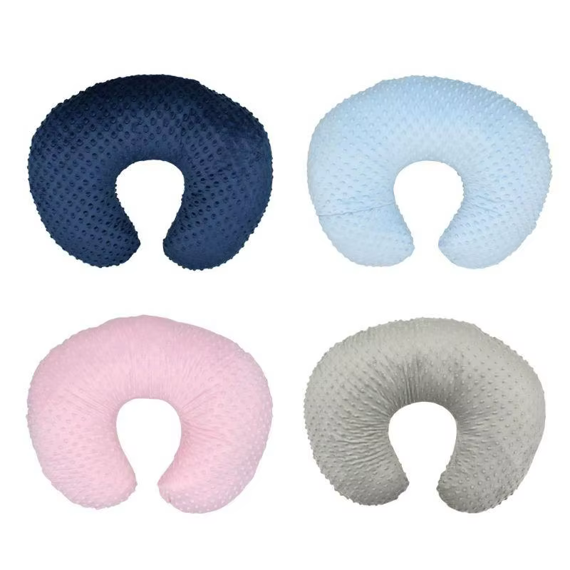 Funda de almohada lactancia QX2D en color rosa sobre fondo blanco