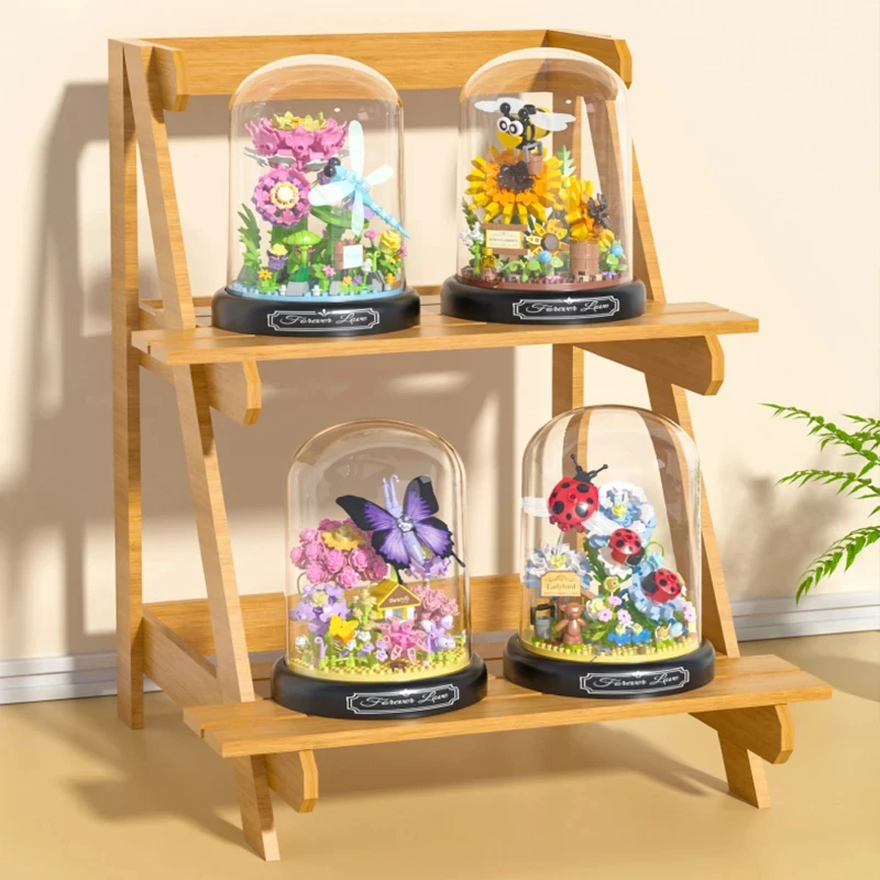 Bloques de construcción en maceta con insectos, flores y abeja - imagen 5