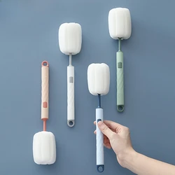 Cepillo para biberones desmontable con giro total