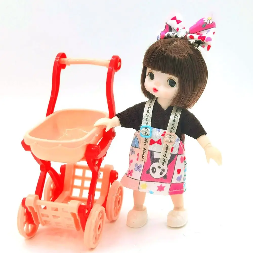 Carrito de bebé para muñecas: accesorios mini muebles simulados