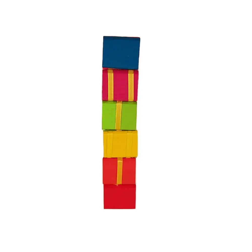 Flipo-escalera de madera con solapa colorida para niños