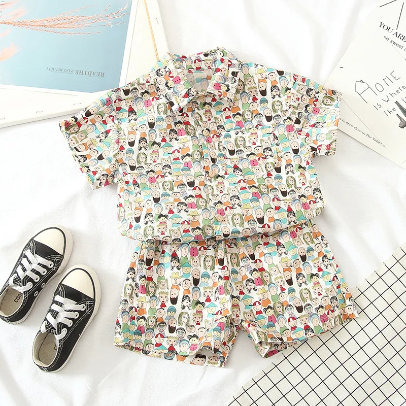 Chándal verano para bebé: camiseta con dibujos y pants cortos de algodón - imagen 2