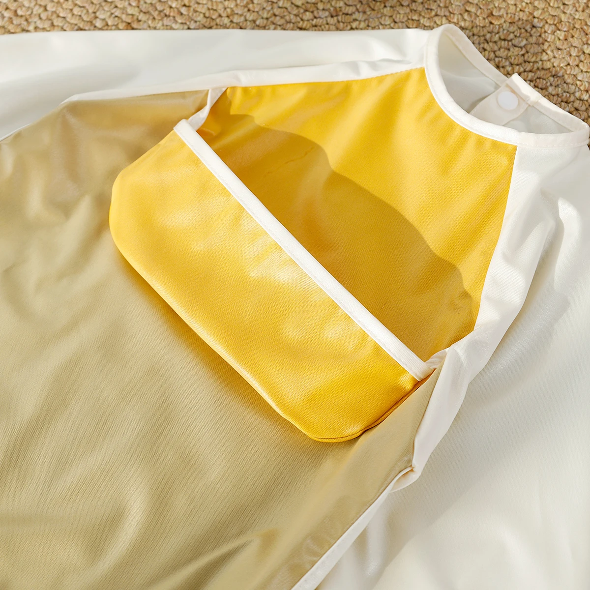Elinfant Bata Impermeable Manga Larga – Pintura y Alimentación - imagen 4