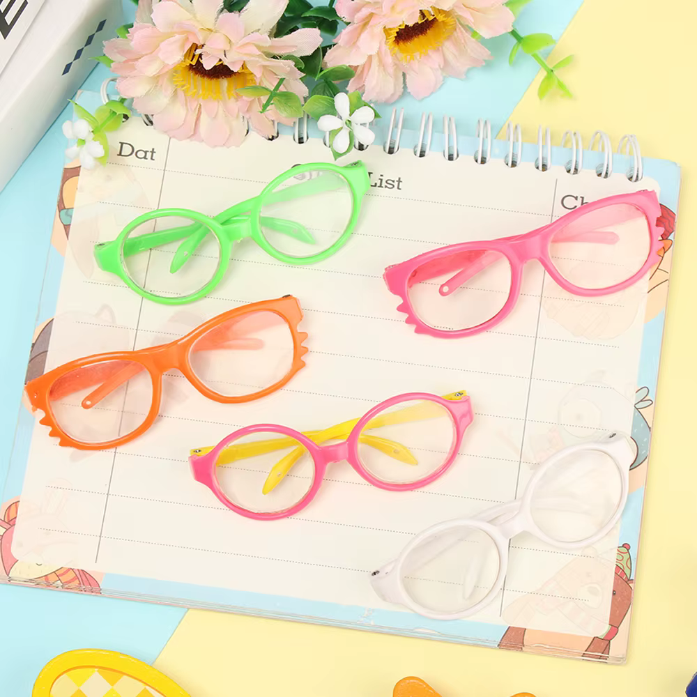 Gafas de montura redonda en varios colores