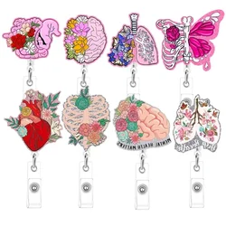 Porta-insignias retráctil con clip de cocodrilo - Forma corazón médica