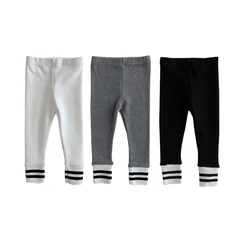 Pantalones rayados para bebé – Base recta 2024