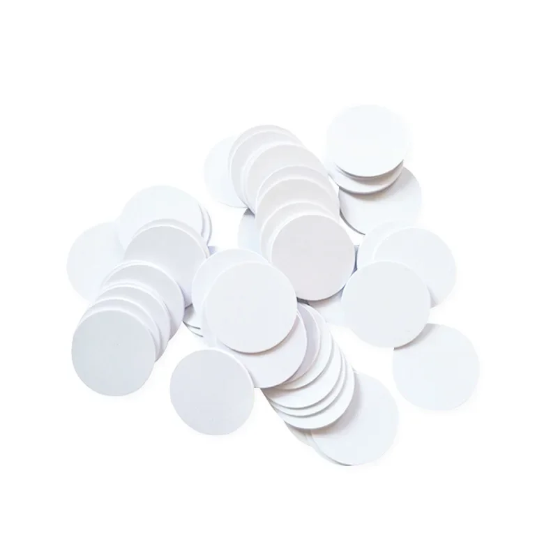 Etiqueta NFC 215 detalle del chip