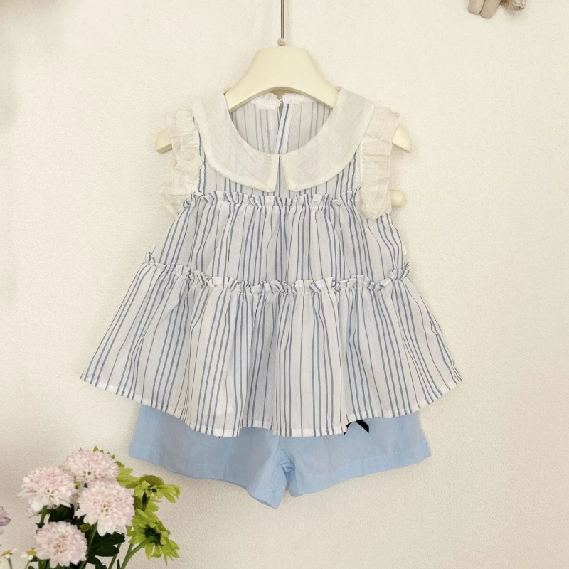 Conjunto infantil de verano con chaleco a rayas y pantalón corto - imagen 3