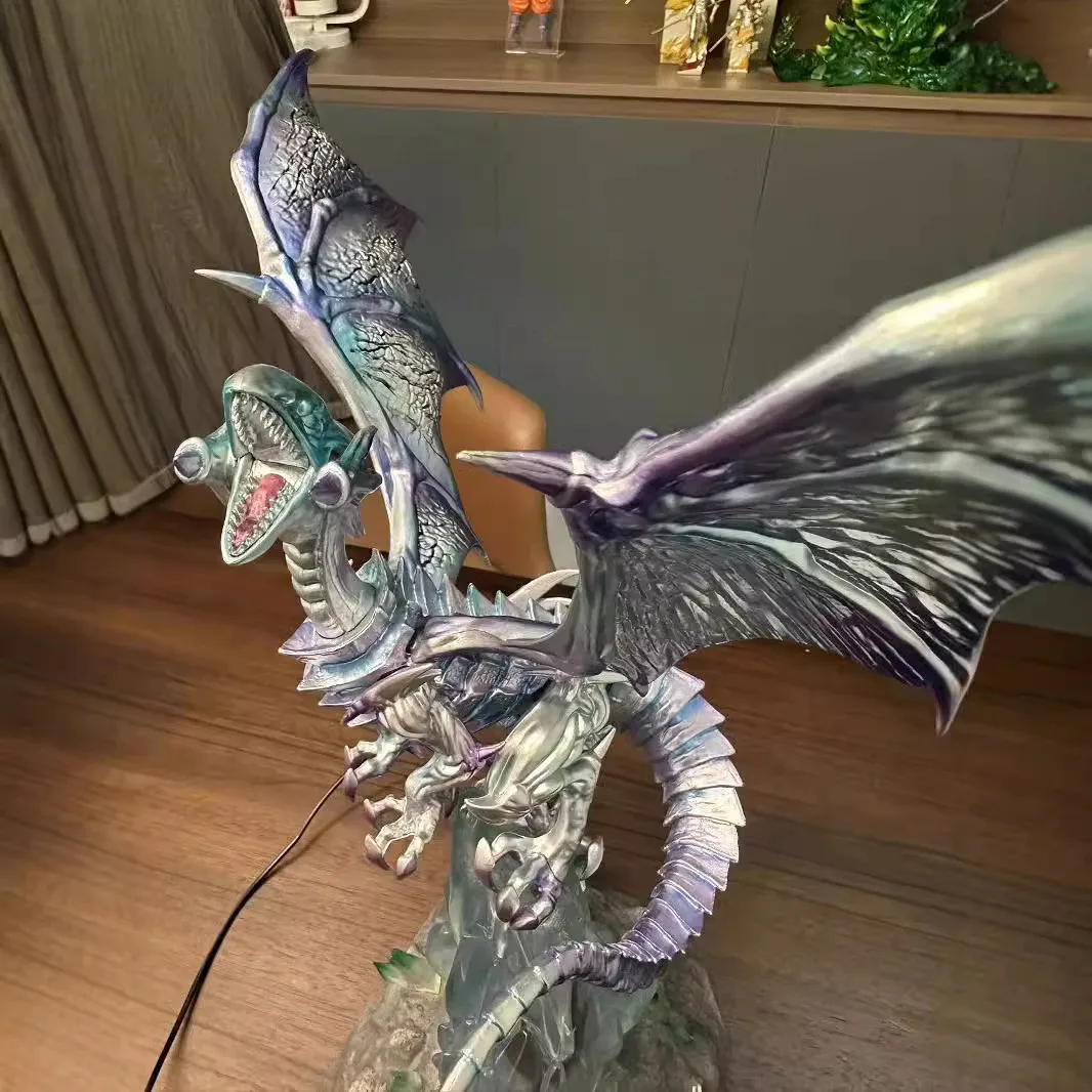 Figura Yu-Gi-Oh Blue-Eyes White Dragon con base de PVC - imagen 3