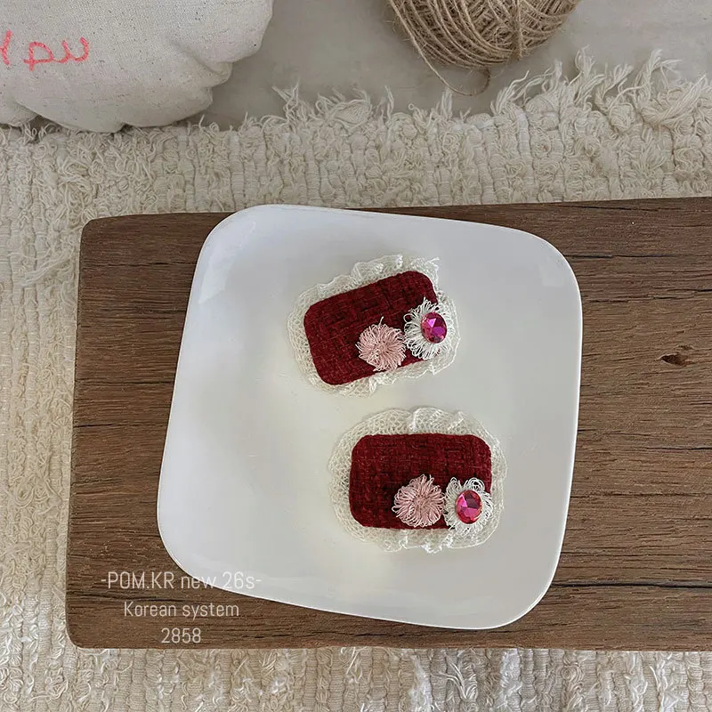 Pinzas de tela con encaje para el pelo de niña – Pasadores laterales divisorios - imagen 4