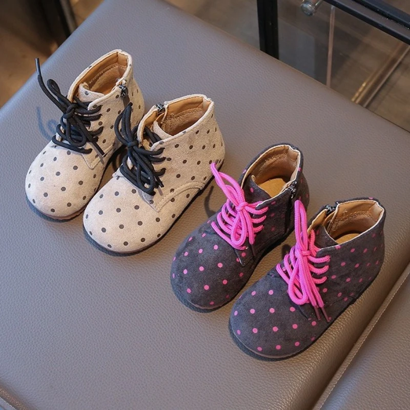 Zapatos antideslizantes de gamuza para bebé – estilo retro - imagen 5