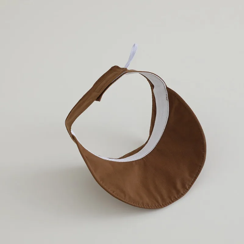 Gorra de bebé transpirable con oso, visera solar y parte abierta - imagen 2