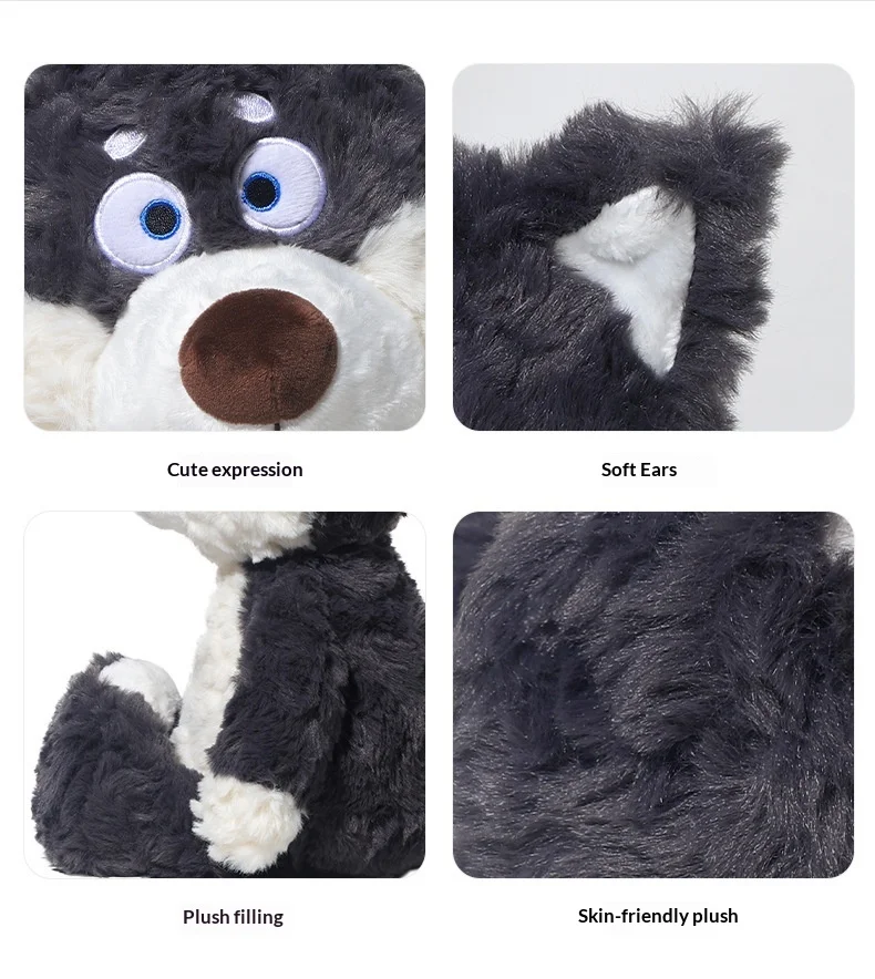 Vista trasera del peluche, mostrando su forma y proporciones