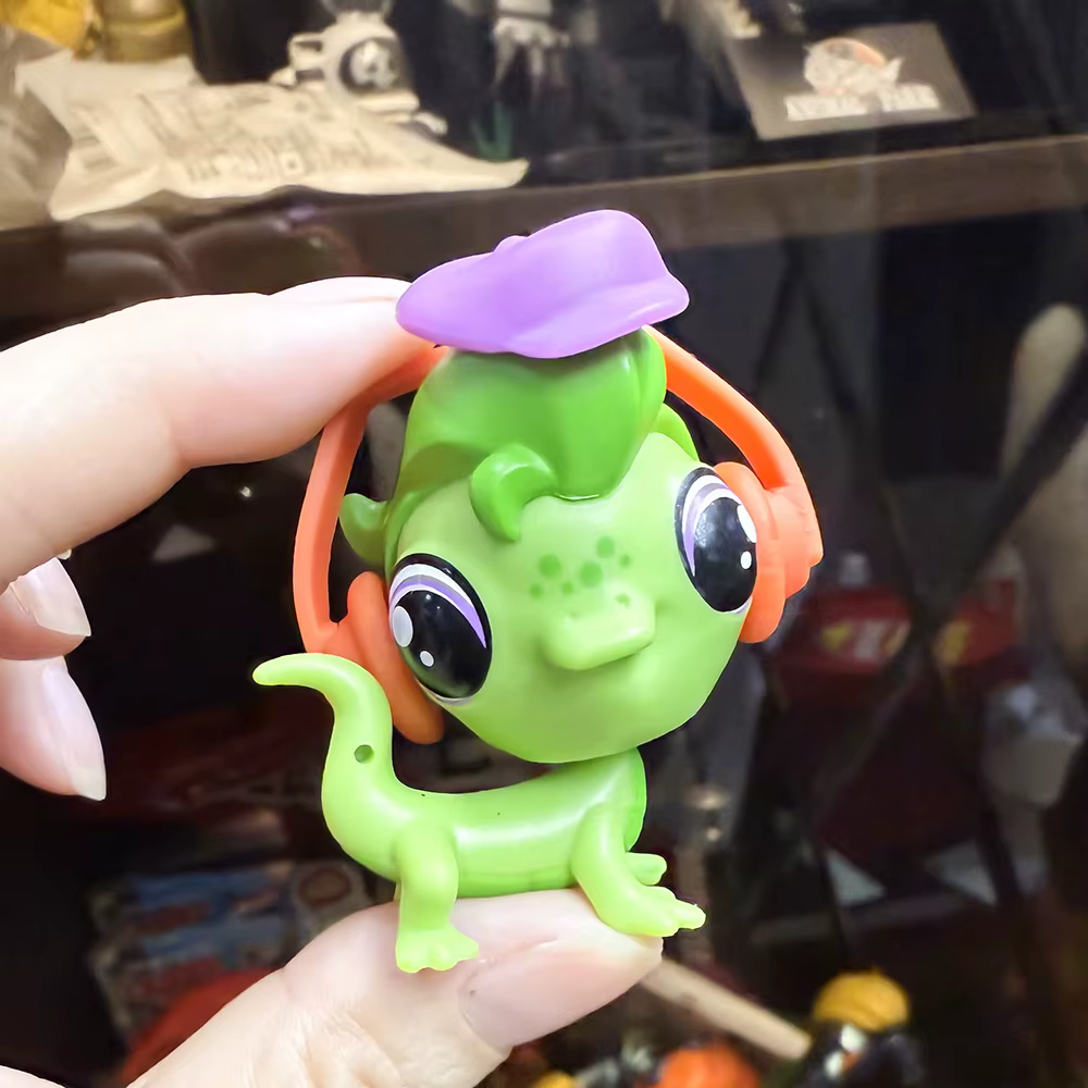 Figura LPS Vinnie Terrio con accesorios Gecko coleccionable para niños - imagen 2