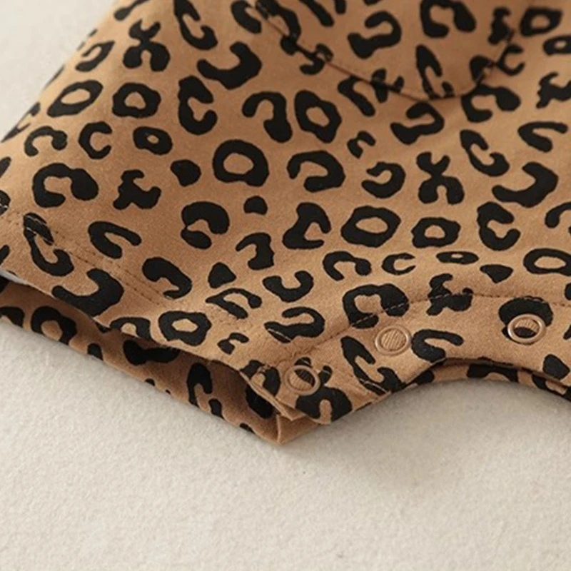 Mameluco de verano para recién nacido con estampado leopardo - imagen 2