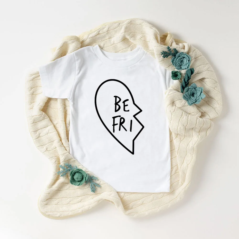 Camiseta niño con corazón – Manga corta unisex de algodón - imagen 4