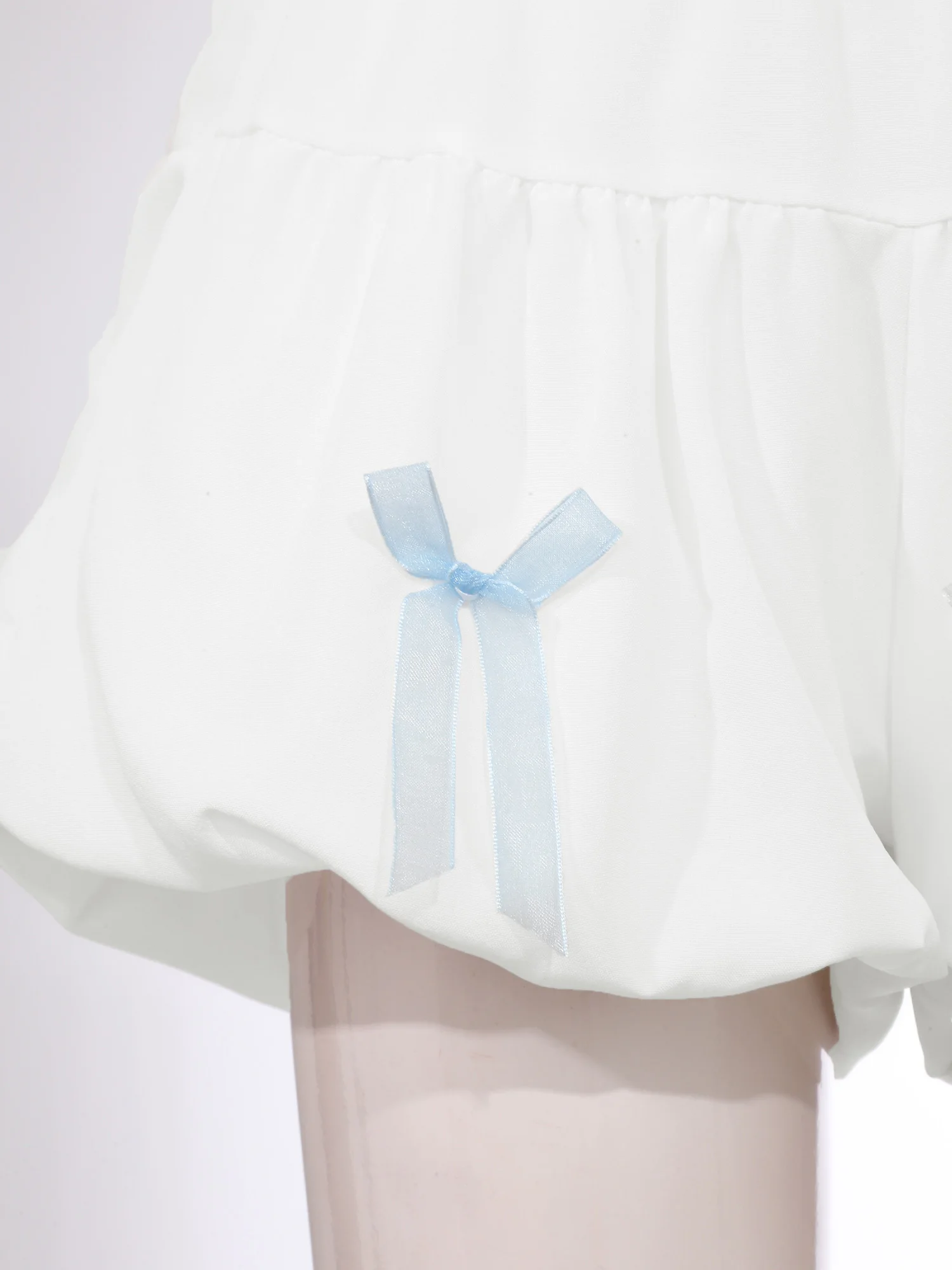 Pantalones cortos bombachos con lazo y cintura elástica para bebé