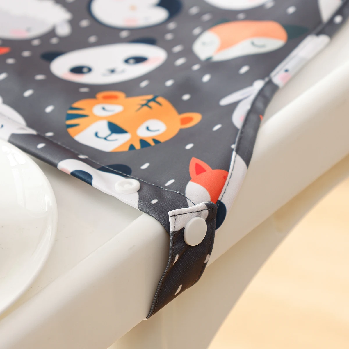 Elinfant Babero impermeable de manga larga con bolsillo lavable - imagen 4