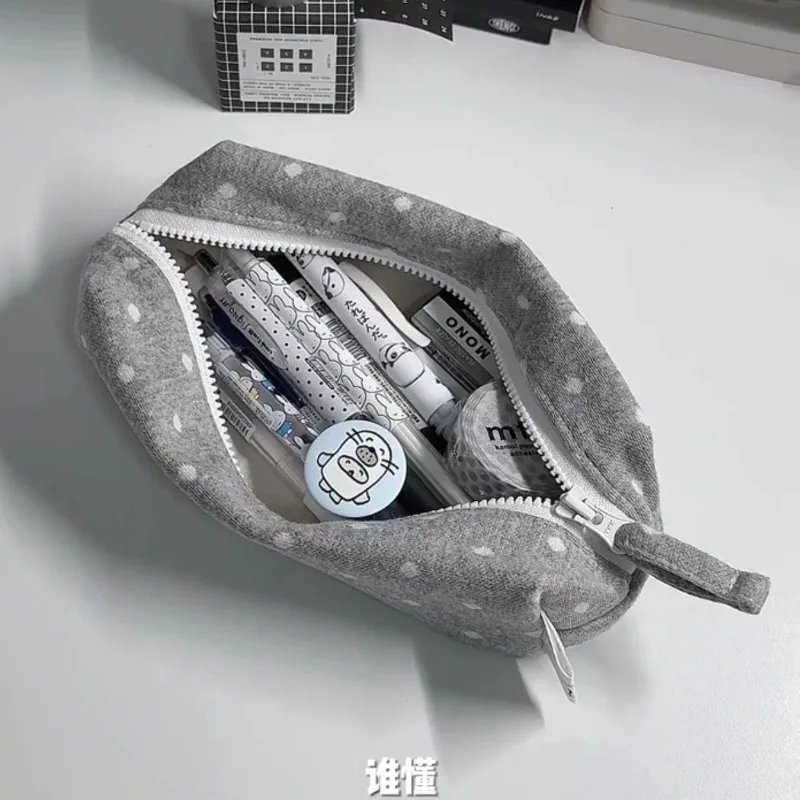 Estuche para lápices suave con lunares coreanos, gran capacidad - imagen 3