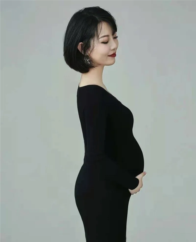 Vestido de embarazo de punto negro elegante para sesión fotográfica - imagen 2