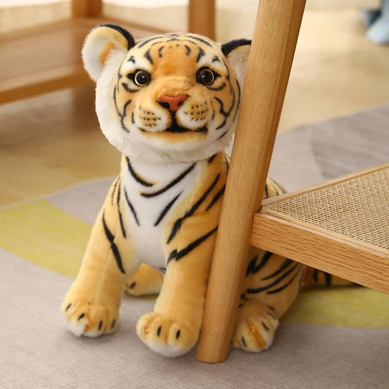 Peluche de felpa en tamaño compacto