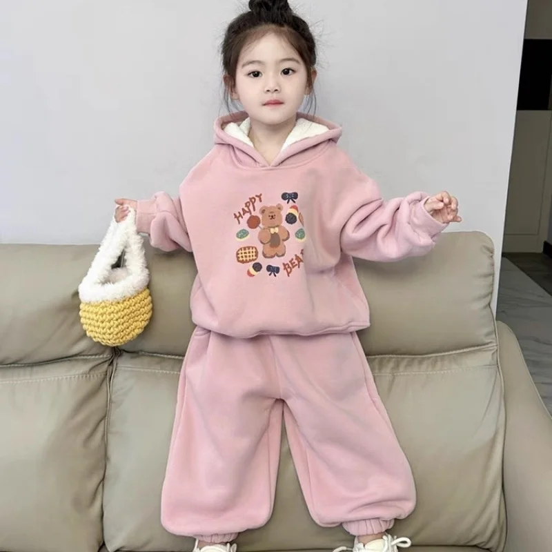 Conjunto de niña de terciopelo con capucha y pantalón invierno