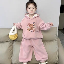 Conjunto de niña de terciopelo con capucha y pantalón invierno