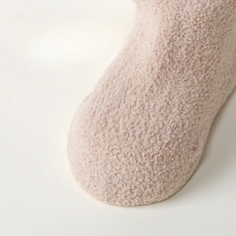 Calcetines de lana para bebé de invierno – Suaves y acolchados - imagen 4