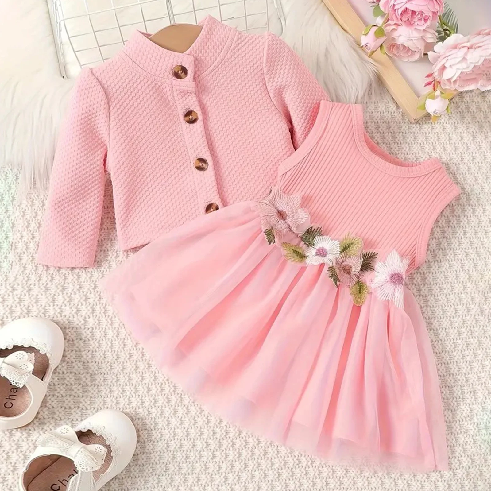 Conjunto niña de primavera con vestido de tul y cárdigan bordado - imagen 4