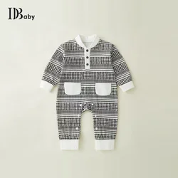 Pelele recién nacido de algodón blanco y negro estilo casual