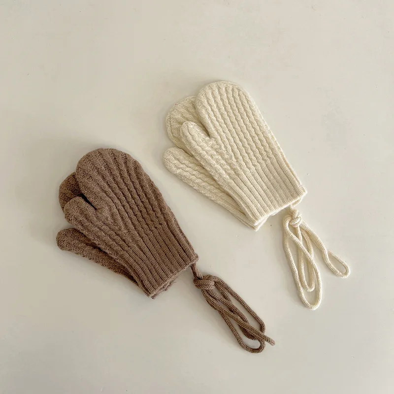 Manoplas de lana para niños con correa tejida en color liso y suaves - imagen 5