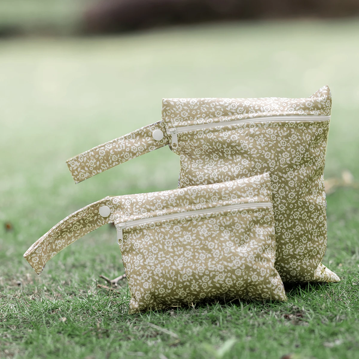 Bolsa de pañales impermeable: seca y húmeda para viaje y guardería