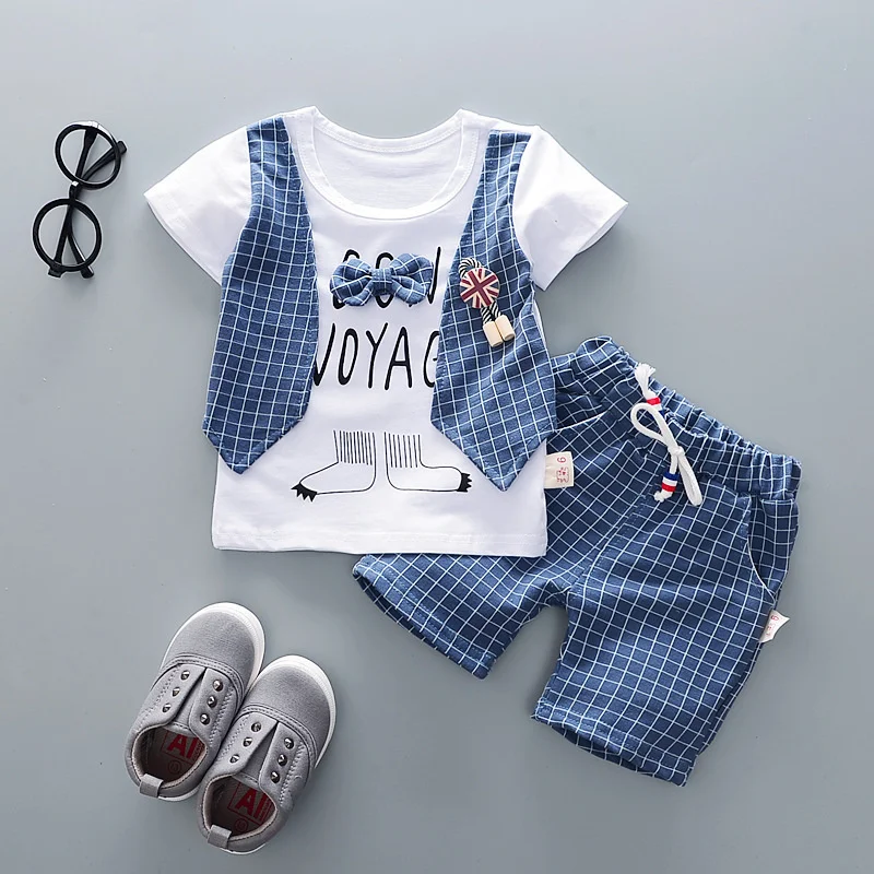 Conjunto de verano para niñas con camiseta y pantalones cortos