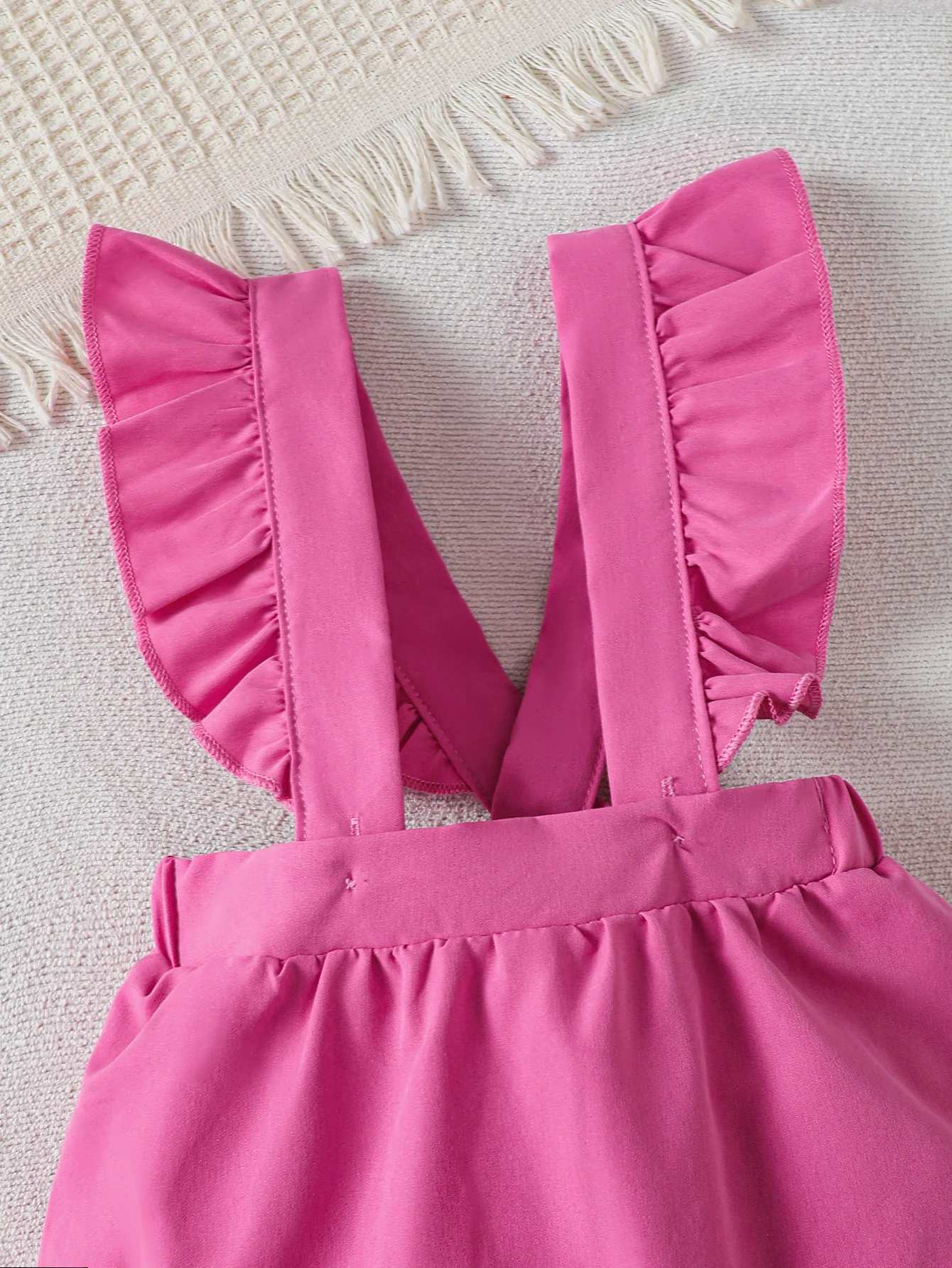Conjunto de verano para bebé niña con estampado corazón y diadema - imagen 2